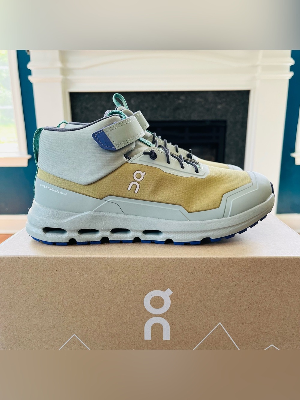 Sz 3K On Running Cloudhero Mid Waterproof Kid's Shoes, safari/mineral